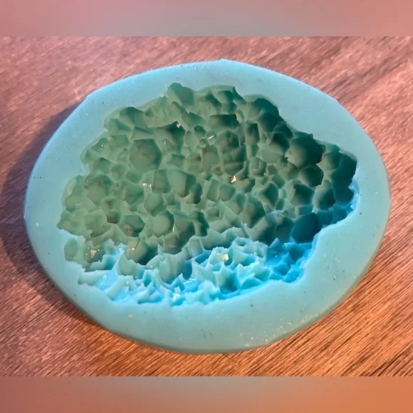 Crystal cluster mold - Picture 2 of 7